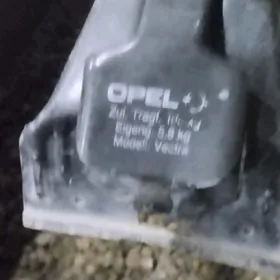 opel bagaź wektra zawaskoy