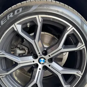 Pirelli Teker