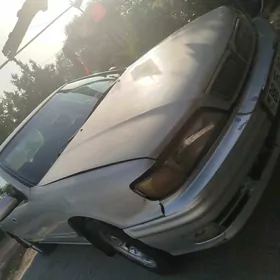 Nissan Cefiro 1995
