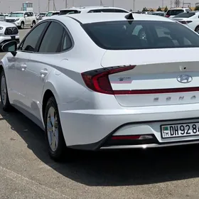 Hyundai Sonata 2021