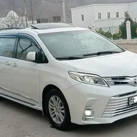 Toyota Sienna 2016