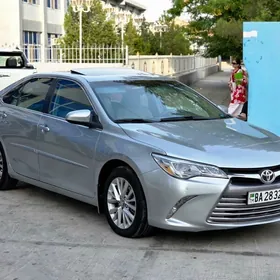 Toyota Camry 2015