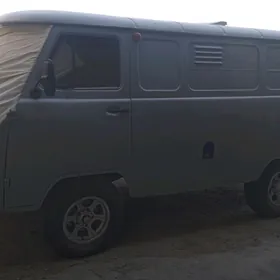 UAZ 452 2001