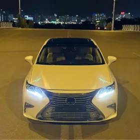 Lexus ES 350 2015