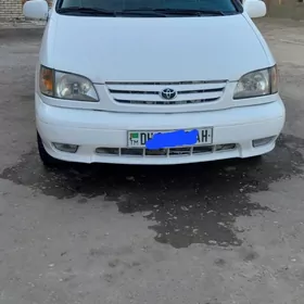 Toyota Sienna 2001