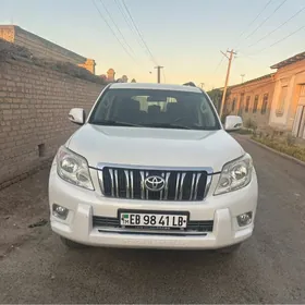 Toyota Land Cruiser Prado 2012