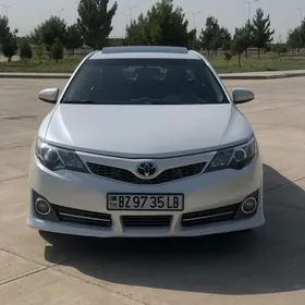 Toyota Camry 2013
