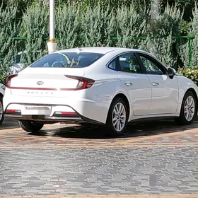 Hyundai Sonata 2021