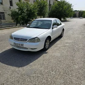 Kia Credos/Clarus 2000