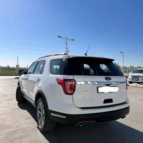 Ford Explorer 2019