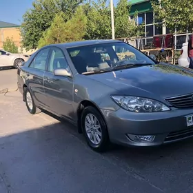 Toyota Camry 2005