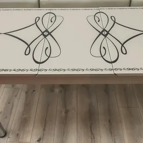 Стол