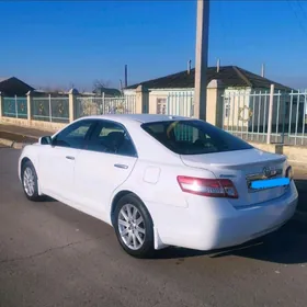 Toyota Camry 2010