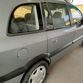 Opel Zafira 2003