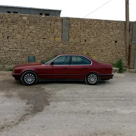 BMW 520 1988