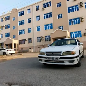Nissan Cefiro 1994