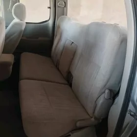 Toyota Tundra 2001