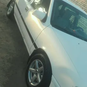 Opel Vectra 1992