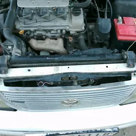 Toyota Avalon 1999