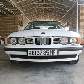 BMW 520 1990