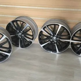DISKA CAMRY. ДИСКИ ОТ КАМРИ