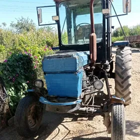 MTZ T-28 2000