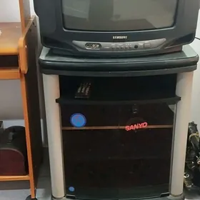 telewizor postawka