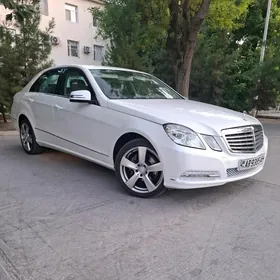Mercedes-Benz E350 2011