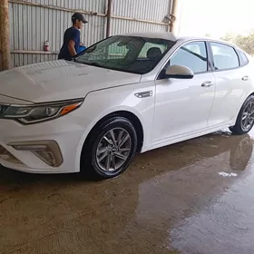 Kia Optima 2020