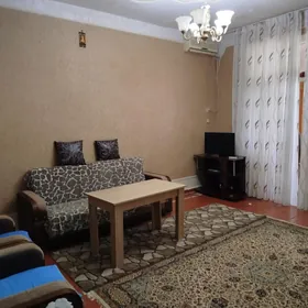 Продаю квартиру 71 кв 3 комнат