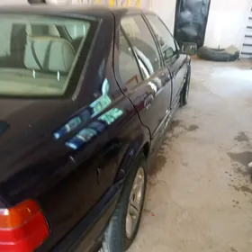 BMW 325 1995