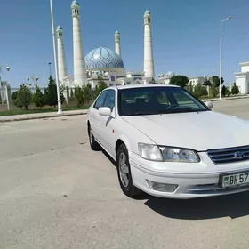 Toyota Camry 2000