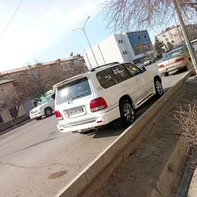Lexus LX 2002