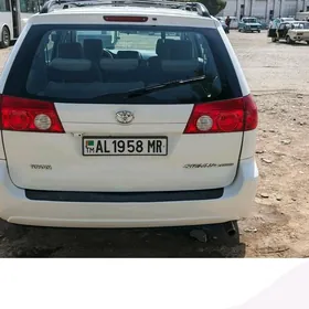 Toyota Sienna 2006
