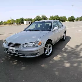 Toyota Camry 2001