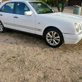 Mercedes-Benz E280 1997