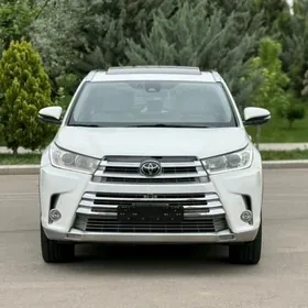 Toyota Highlander 2017
