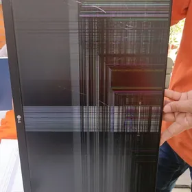 LG monitor