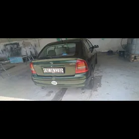 Opel Astra 1998