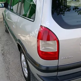 Opel Zafira 2003