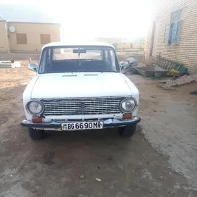 Lada 2104 1986