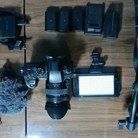 Lumix  g5