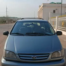Toyota Sienna 2000