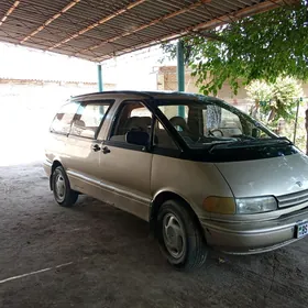Toyota Previa 1991
