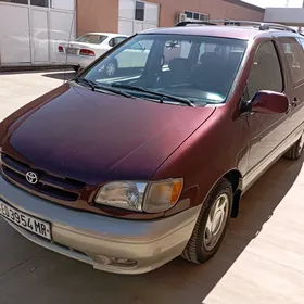 Toyota Sienna 2000