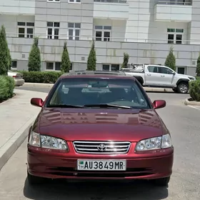 Toyota Camry 2000