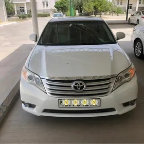 Toyota Avalon 2011