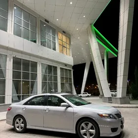 Toyota Camry 2011