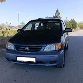 Toyota Sienna 2003