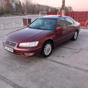 Toyota Camry 2001
